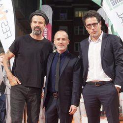 Pau Donés, Javier Gutiérrez y Daniel Écija posan en el FesTVal en la inauguración de 'Estoy vivo'