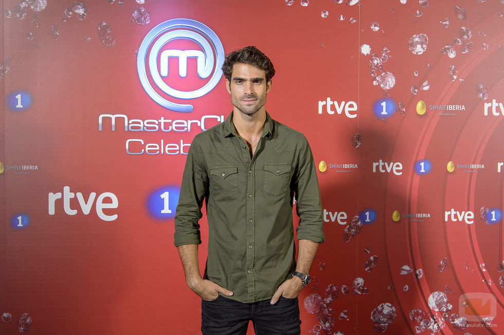 Juan Betancourt en el photocall de 'MasterChef Celebrity 2'