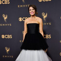 Mandy Moore en la alfombra roja de los Premios Emmy 2017