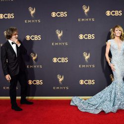 William H. Macy y Felicity Huffman en la alfombra roja de los Premios Emmy 2017