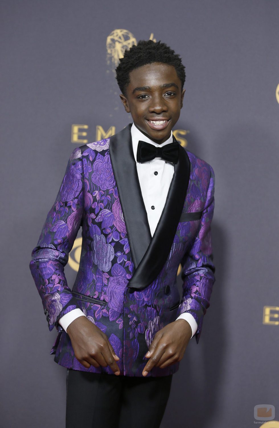 Caleb McLaughlin en la alfombra roja de los Premios Emmy 2017