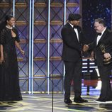 LL Cool J, Gabrielle Union y Bruce Miller en los Emmy 2017