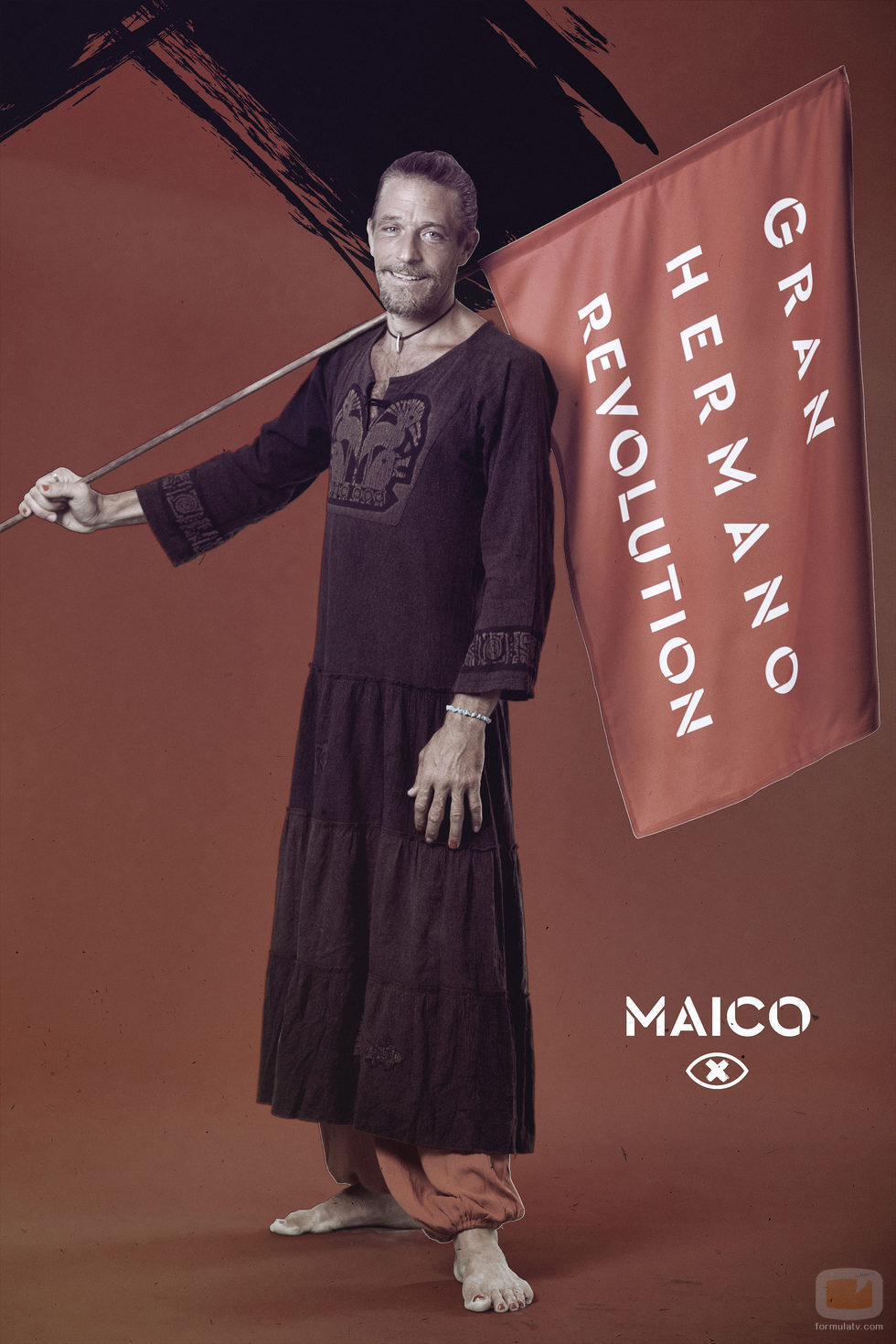 Maico Barzagui posa con la bandera de 'GH Revolution'