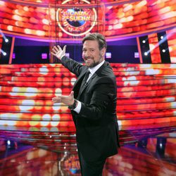 Carlos Latre, sonríe en la presentación de 'Tu cara me suena 6'