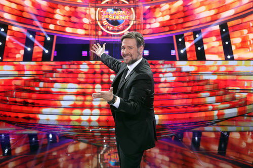 Carlos Latre, sonríe en la presentación de 'Tu cara me suena 6'