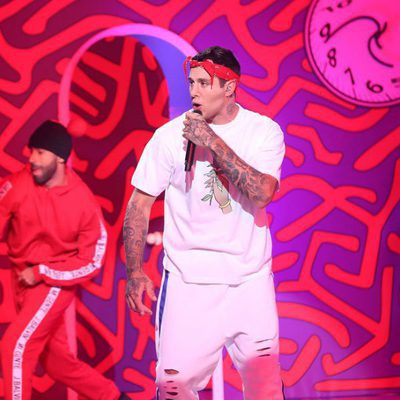 David Amor se transforma en J. Balvin en 'Tu cara me suena 6'