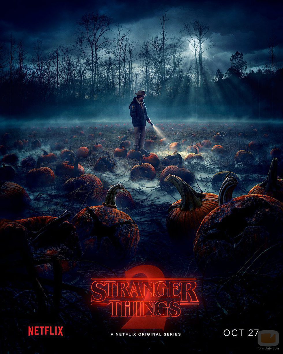 Póster de la segunda temporada de 'Stranger Things' protagonizado por un campo de calabazas