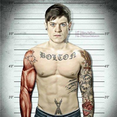 Ramsay Bolton ('Juego de Tronos') en un reconocimiento policial totalmente tatuado