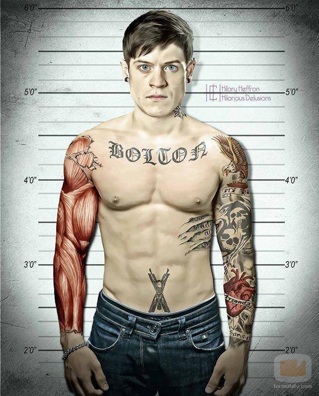 Ramsay Bolton ('Juego de Tronos') en un reconocimiento policial totalmente tatuado