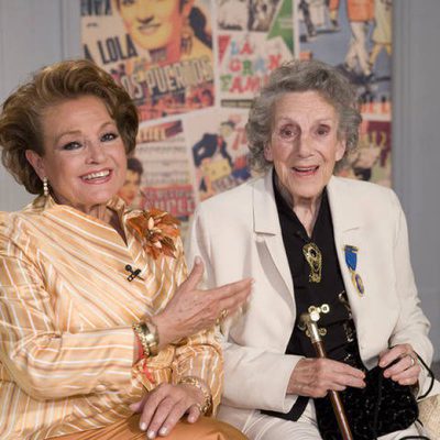 Carmen Sevilla, en 'Cine de barrio', junto a María Isbert