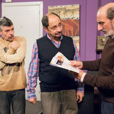 Coque, Antonio y Enrique se reúnen en el piso del concejal en 'La que se avecina'