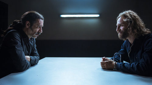 Alonso interroga a Arteche en el capítulo 32 de 'El Ministerio del Tiempo'