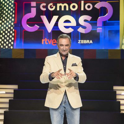 Carlos Herrera señala a cámara en la presentación de '¿Cómo lo ves?'