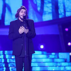 Miquel Fernández es Salvador Sobral en la gala 4 de 'Tu cara me suena 6'