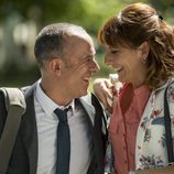 Javier Gutiérrez y Malena Alterio se miran en 'Vergüenza'