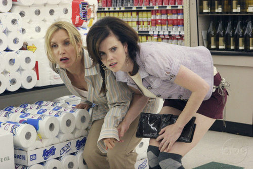 Kiersten Warren y Felicity Huffman en 'Bang'