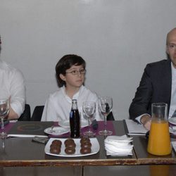 Hermanos y detectives