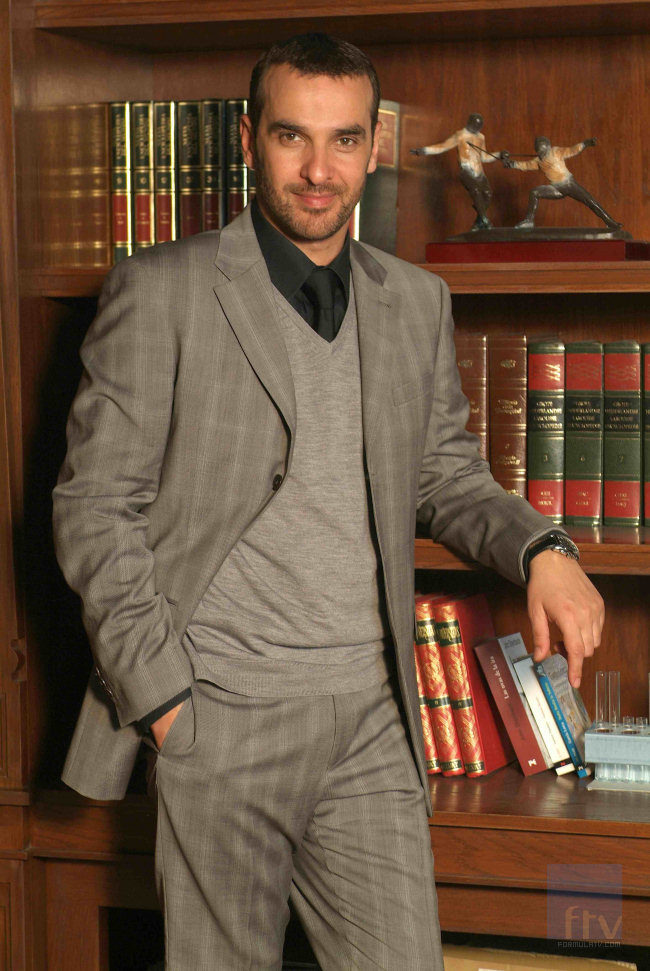 El actor Luis Merlo da vida a Héctor en 'El internado'