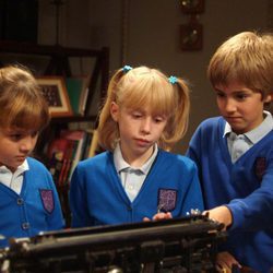 Paula, Evelyn y Lucas en 'El internado'