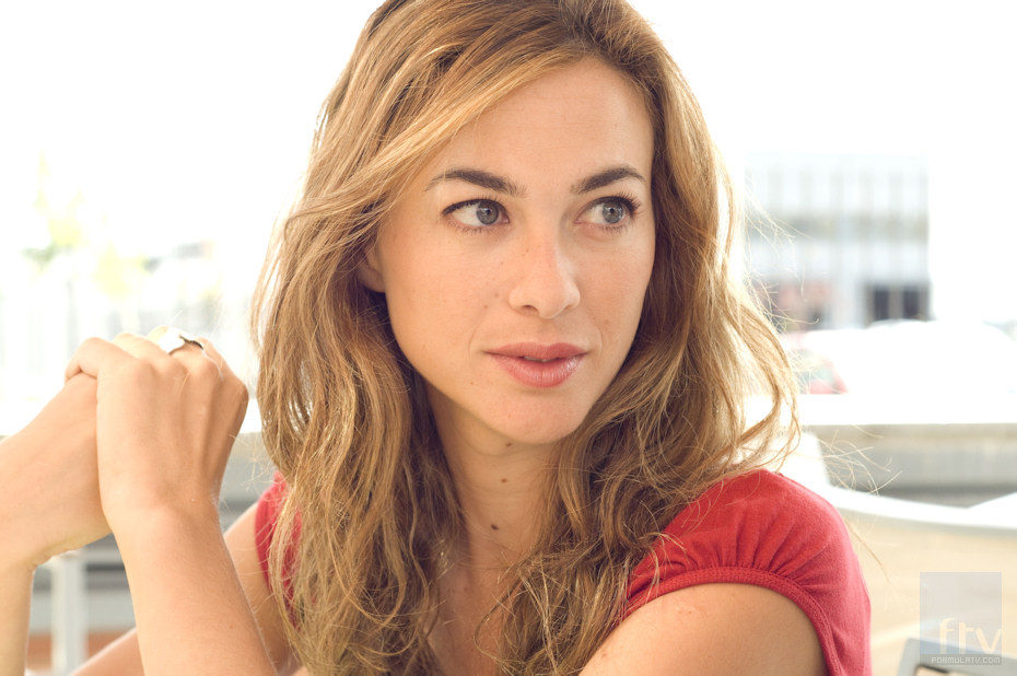 Marta Hazas en la serie 'Generación DF' en Neox
