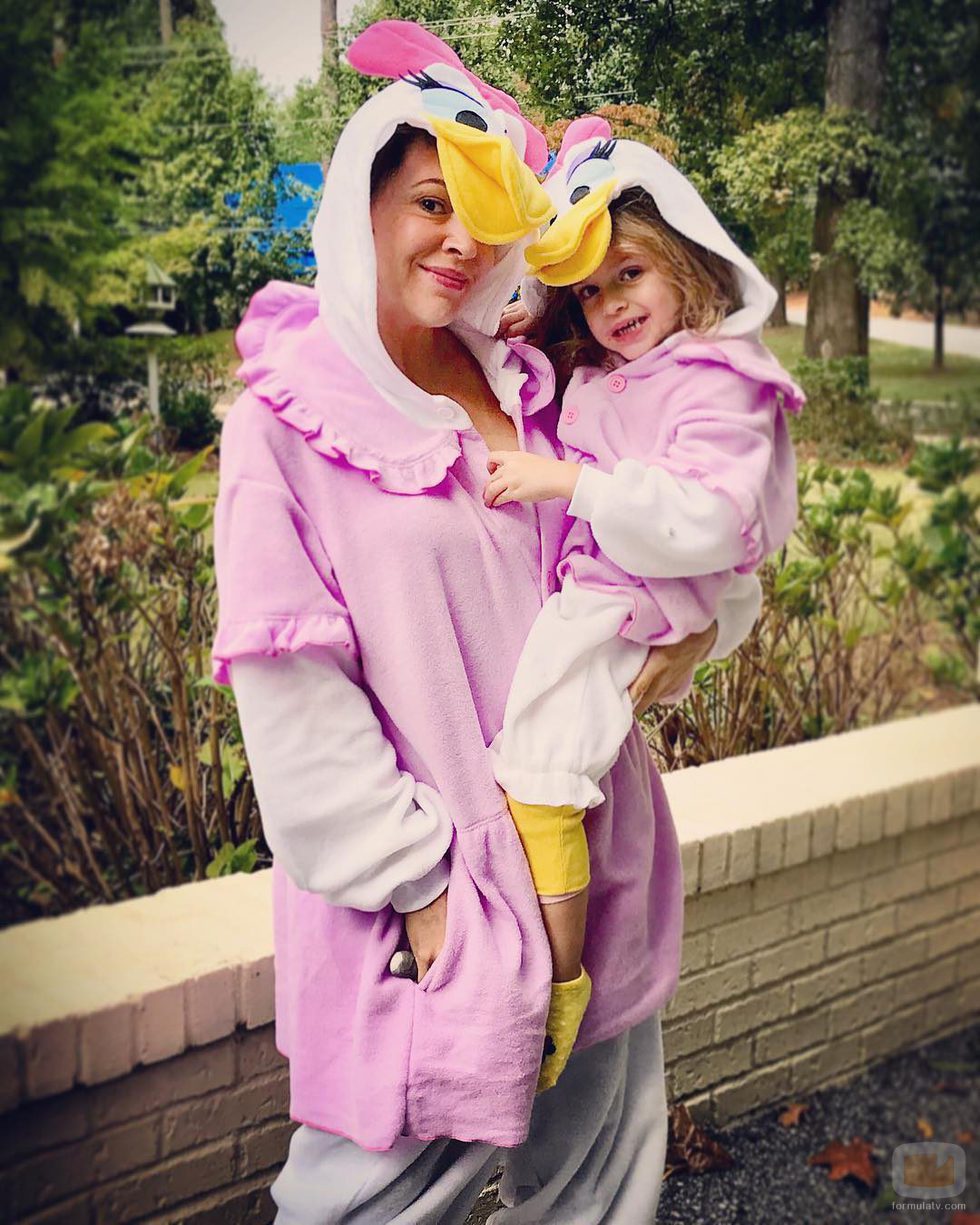 Alyssa Milano divertido disfraz para Halloween 2017