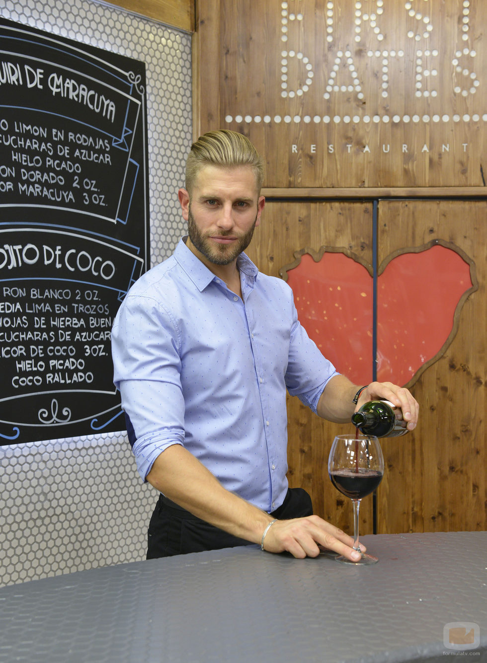 Matías Roure en el nuevo restaurante de 'First Dates'