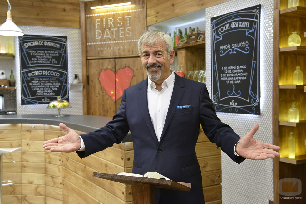 Carlos Sobera en el nuevo restaurante de 'First Dates'