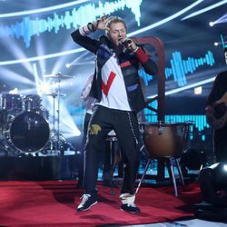 Raúl Pérez es Chris Martin de Coldplay en la gala 6 de 'Tu cara me suena 6'