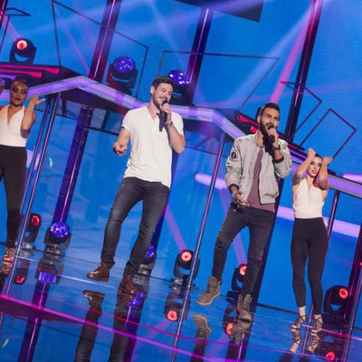 Cepeda y Juan Antonio interpretan "Reggaeton lento" en la Gala 2 de 'OT 2017'