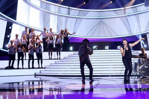 Miquel Fernández es Bono en la gala 7 de 'Tu cara me suena'