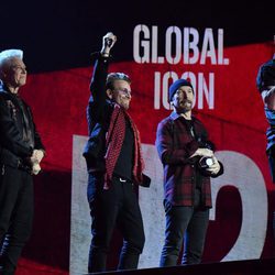 U2 en los premios MTV EMAs 2017