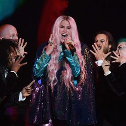 Kesha en los MTV EMAs 2017