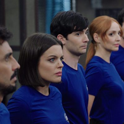 Los protagonistas de 'Cuerpo de élites' muy atentos