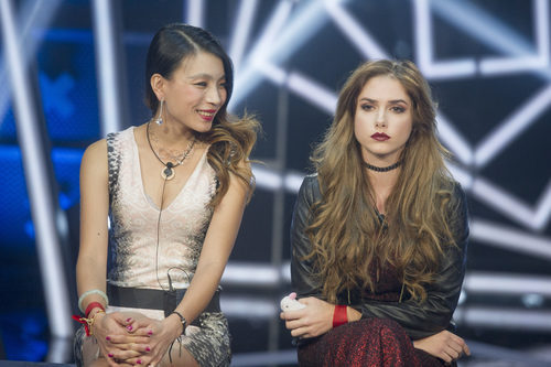 Yangyang junto a Carlota en la sala de expulsión durante la gala 11 de 'GH Revolution'