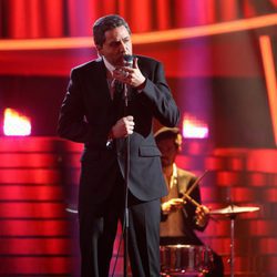 Raúl Pérez es Leonard Cohen en la novena gala de 'Tu cara me suena'