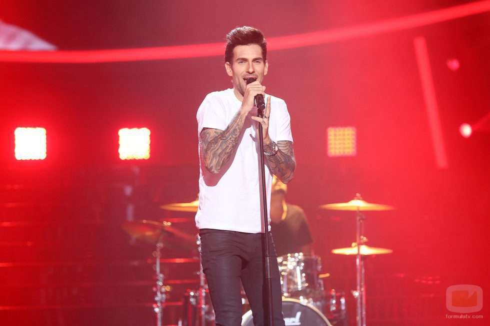Fran Dieli es Maroon 5 en la novena gala de 'Tu cara me suena'