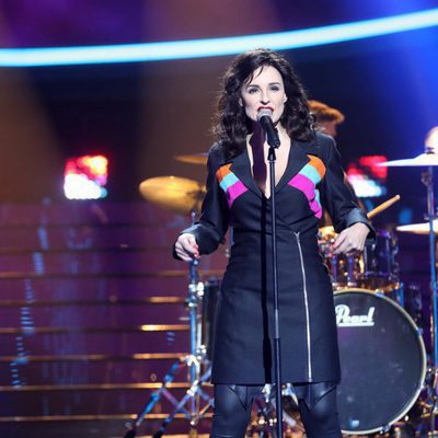 Silvia Marso es Luz Casal en la novena gala de 'Tu cara me suena'