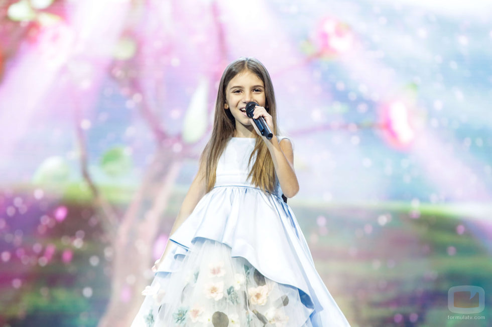 Ana Kodra en Eurovisión Junior 2017 como representante de Polonia