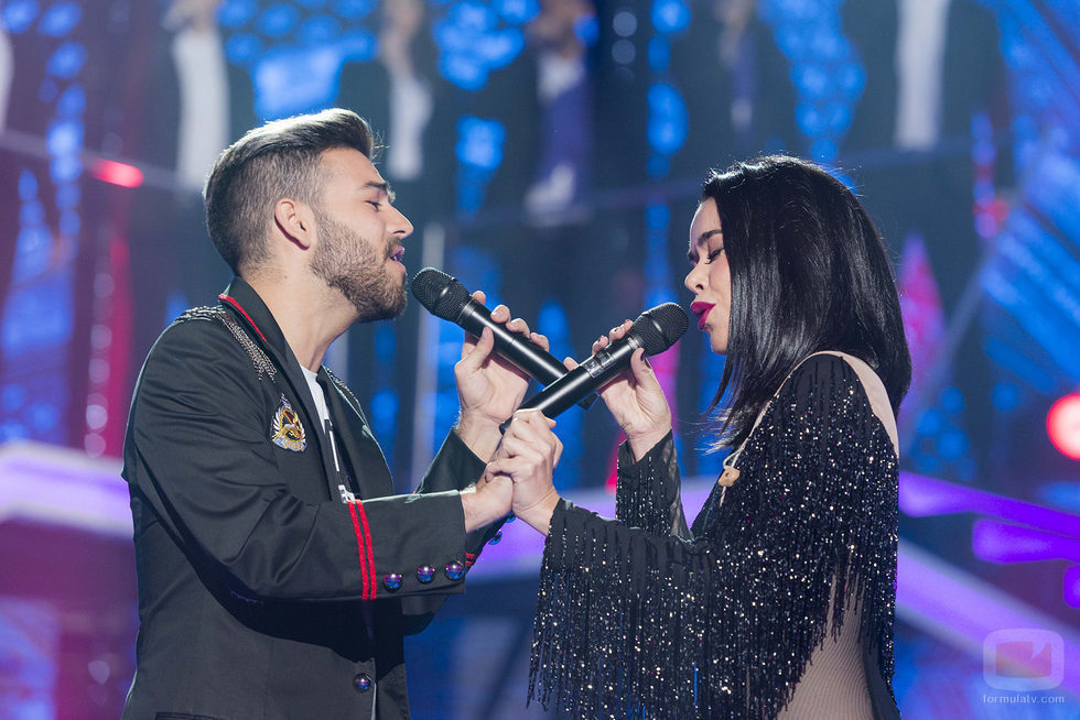 Beatriz Luengo y Agoney cantan juntos en la gala 5 de 'OT 2017'