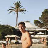 Raoul, de 'OT 2017', sonríe en bañador y sin camiseta