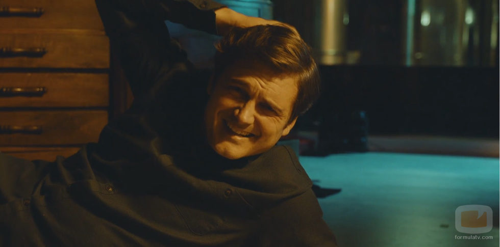 Alberto se da un golpe en el primer capítulo de 'Sabuesos'