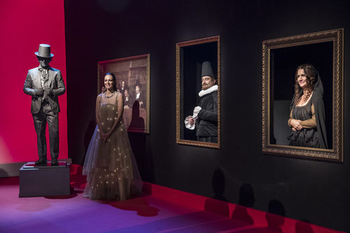 El jurado disfrazado imitando cuadros en un museo en  'MasterChef Junior 5'