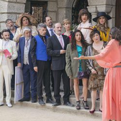 Todos los vecinos de Mirador de Montepinar en la boda de Fermín y Vicente en el último capítulo de la décima temporada de 'La que se avecina'