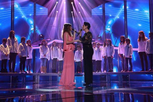 Amaia y Rosa cantan "Gracias por la música" en la gala especial de Navidad de 'OT 2017'