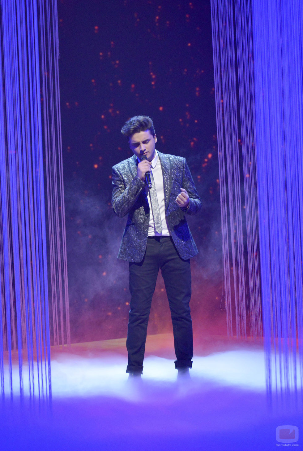 Gabriele Dellolio cantando en la final de 'La Voz 5'