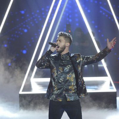 Pedro Hernández cantando en solitario en la final de 'La Voz 5'