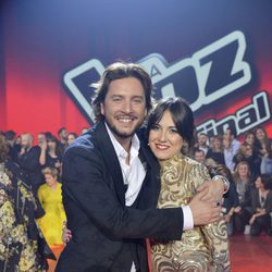 Alba Gil y Manuel Carrasco en la final de 'La Voz 5'