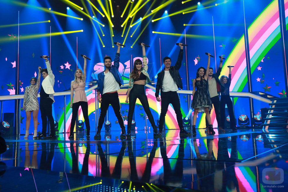 Los concursantes de 'OT 2017' cantan "Hoy puede ser un gran día" en la Gala 9