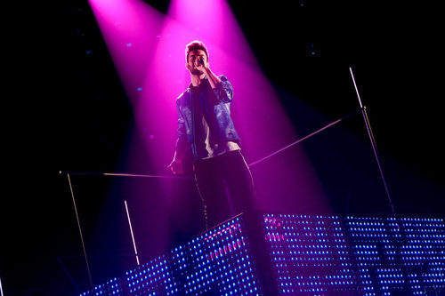 Agoney canta "Without You" en la Gala 9 de 'OT 2017'