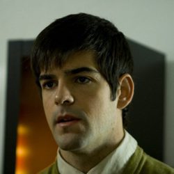 Miguel Ángel Muñoz en el capítulo "Operación mala hierba" ('Cazadores de hombres')